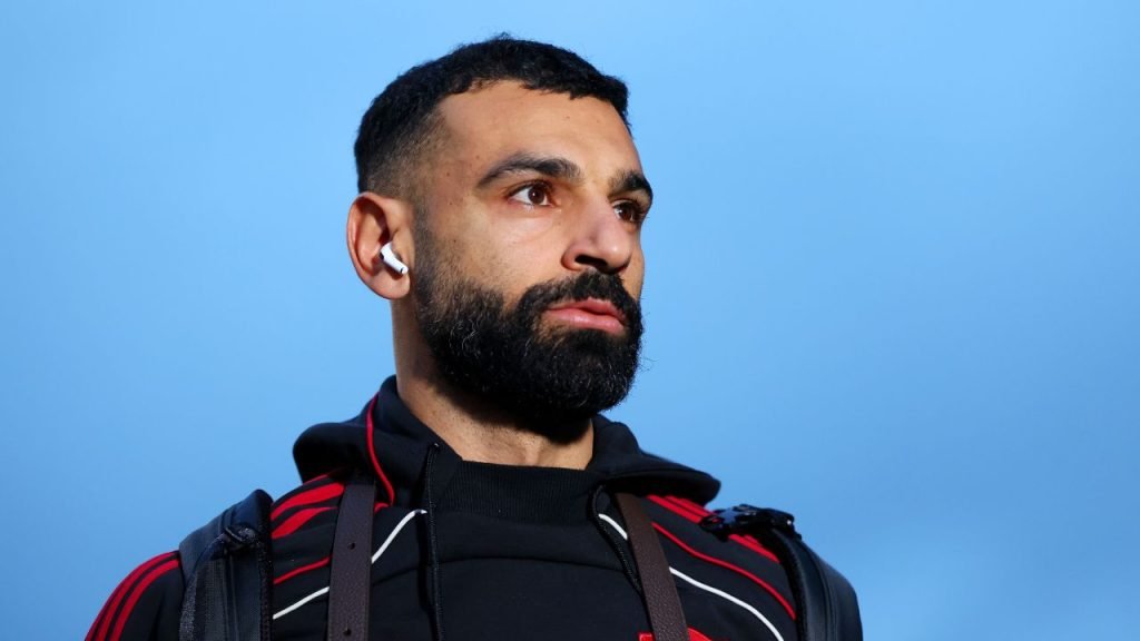 Mohamed Salah: Telenovela transferului său ia o nouă turnură După luni întregi de speculații și zvonuri, saga transferului lui Mohamed Salah de la Liverpool pare să se apropie de o concluzie importantă