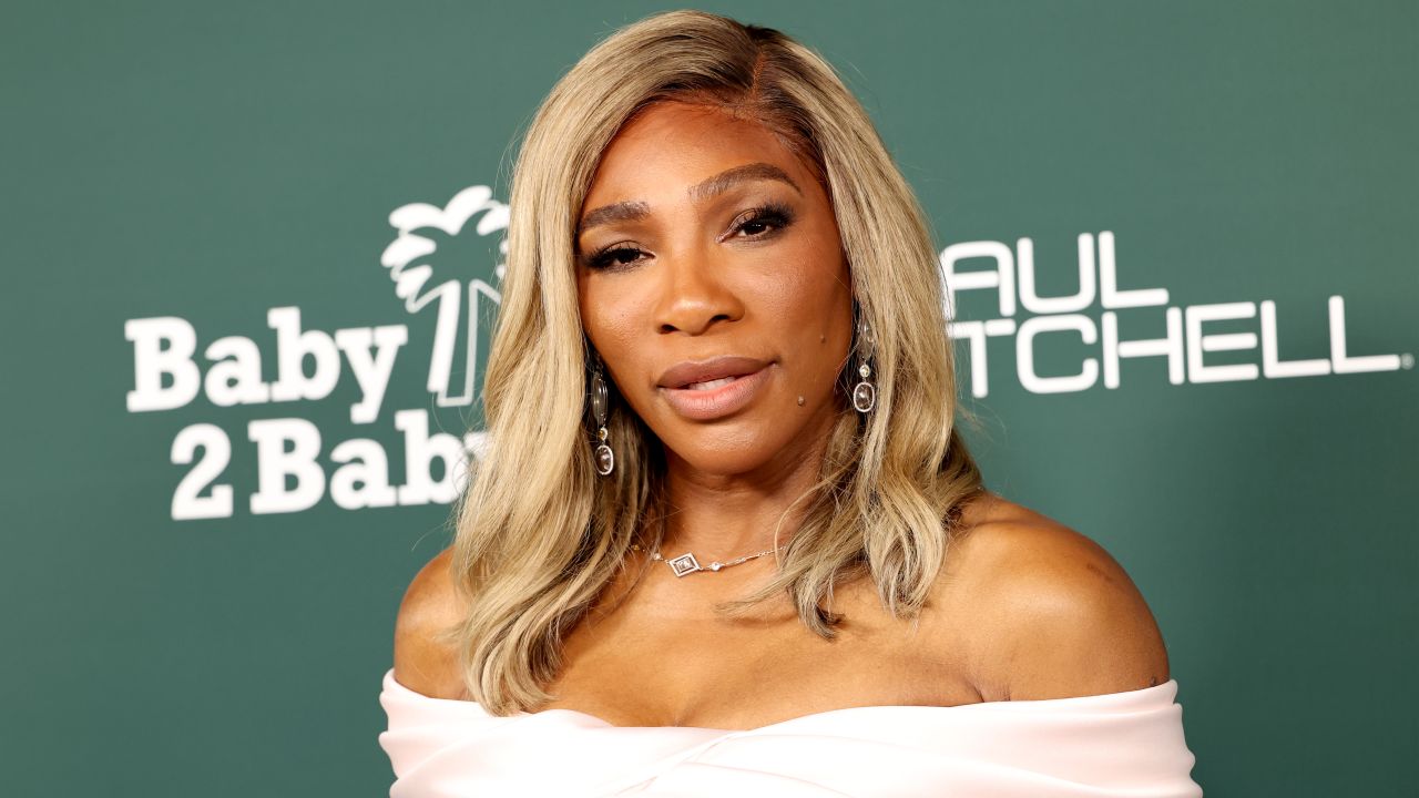 Serena Williams, tranziția neașteptată către o viață sănătoasă: Slăbirea după retragerea din tenis Serena Williams, emblematică pentru tenisul mondial, a surprins fanii și experții din domeniu cu o revelație uluitoare: la 44 de ani, americanca a reușit să slăbească semnificativ abia după ce s-a retras din sportul de performanță