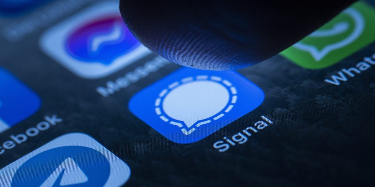 signal-hackeri-rusi-scaled.jpg - StiriAlese