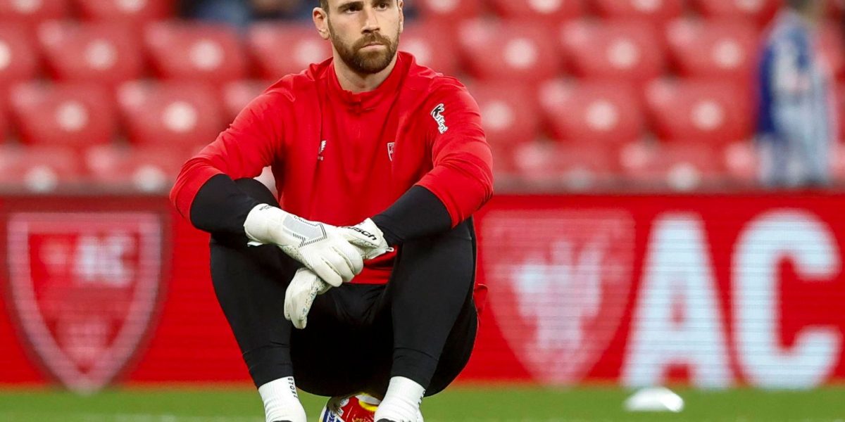 unai-simon-suplente-en-copa-ante-la-real-sociedad-en-san-mames-16-9-aspect-ratio-default-0_da39.jpg - StiriAlese