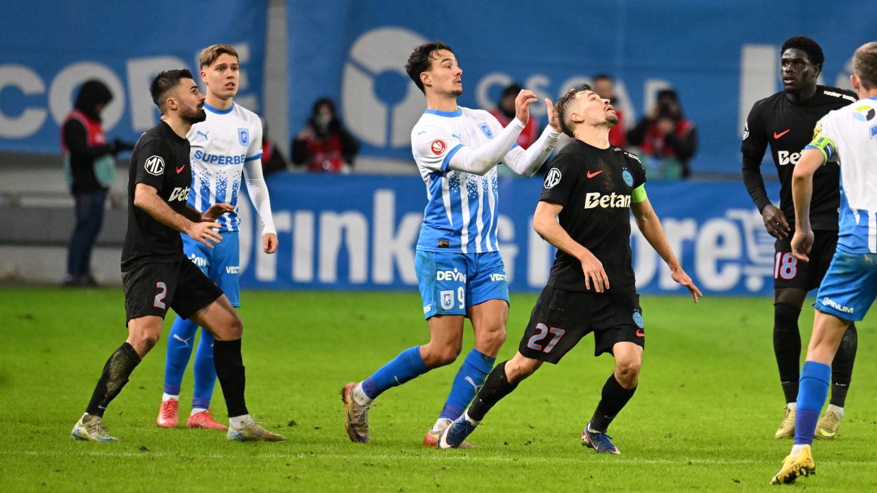 Jucător FCSB critică arbitrajul după înfrângerea din Bănie: ”Ce părere aveți?”