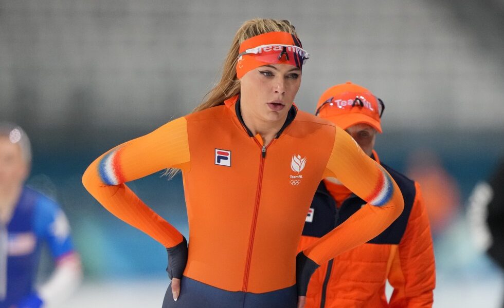 urlhttps3A2F2Fassets.apnews.com2F4b2Fc42Fce987dd0fa6cc888c461641b570d2Fe19a0a785fc24bc9b697.jpeg - StiriAlese