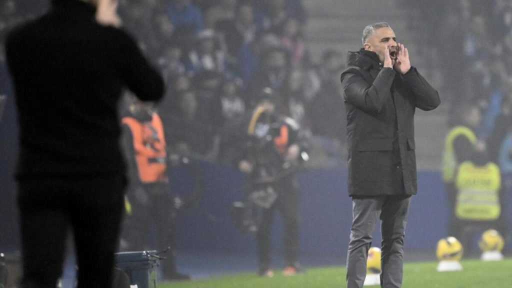 "O empate é pouco, fomos melhores em tudo"