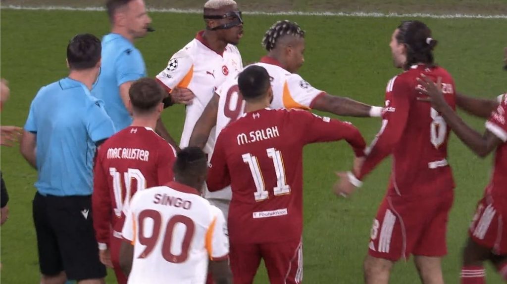 Liverpool a învins-o pe Galatasaray cu scorul de 2-1, în manșa secundă a optimilor de finală din Liga Campionilor, asigurându-și calificarea în sferturile competiției