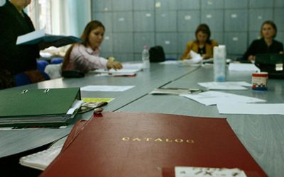 1-profesori-catalog.jpg - StiriAlese