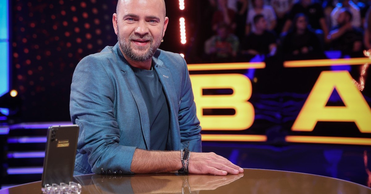 Prezentatorul emisiunii „Batem palma” de la Pro TV, Cosmin Seleși, a ajuns de urgență la spital după ce a resimțit dureri neașteptate