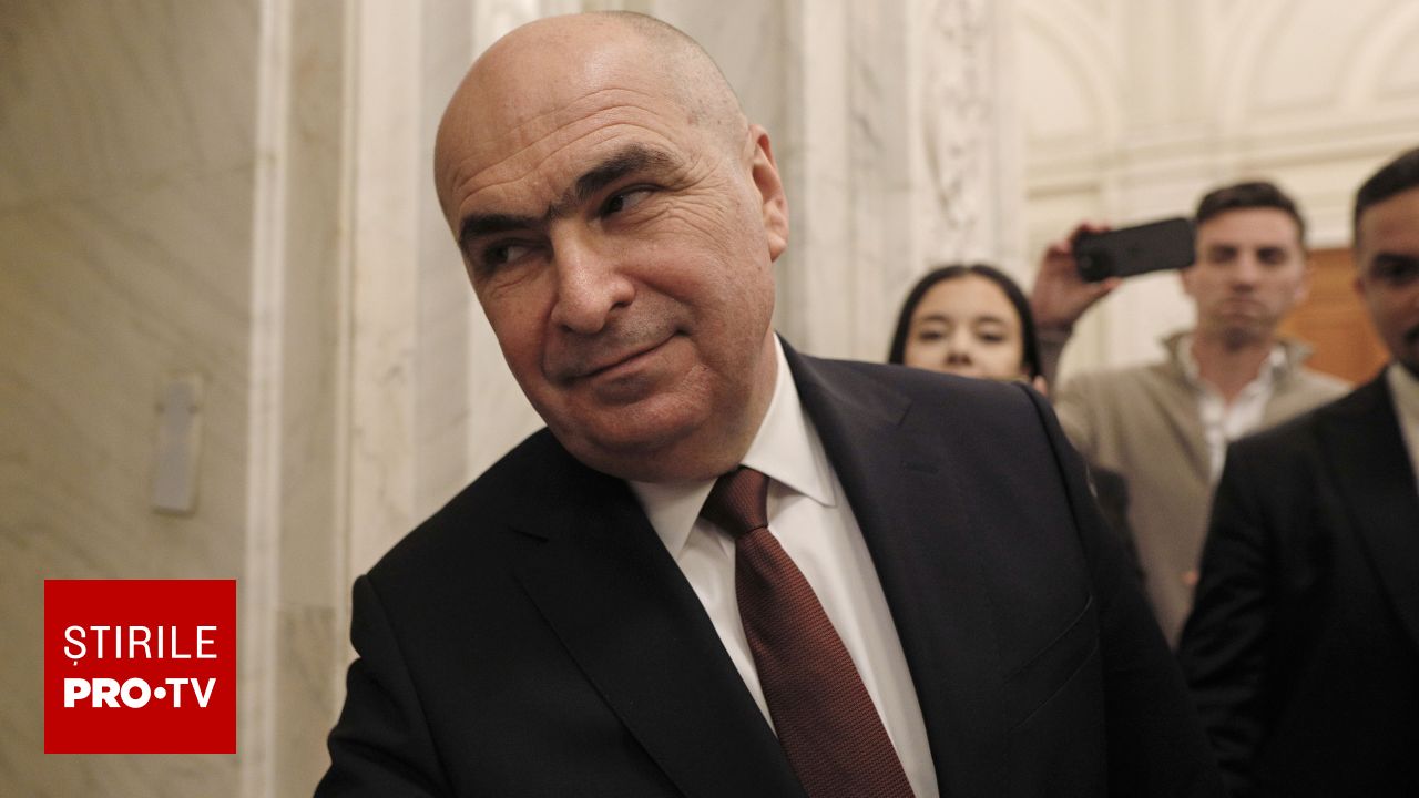 Ilie Bolojan a declarat joi seară, după ședința de guvern, că legea salariizării unice în sectorul bugetar reprezintă un angajament asumat în Planul Național de Redresare și Reziliență (PNRR) și se află în responsabilitatea Ministerului Muncii