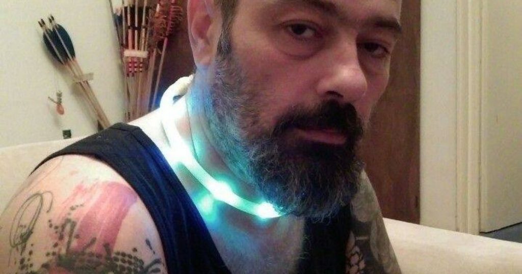 Mihai Pleșu, fiul renumitului filosof Andrei Pleșu, a fost trimis în judecată de către DIICOT Iași, fiind acuzat oficial de trafic și consum de droguri