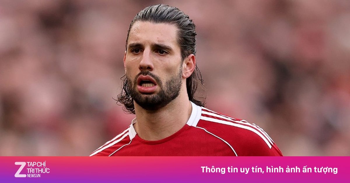 Liverpool traversează un moment dificil, în contextul în care forma sa slabă persistă, iar echipa se află într-o situație de incertitudine înaintea meciului crucial cu Galatasaray din Liga Campionilor