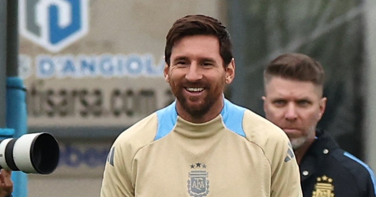 Argentina își pregătește ultimele acțiuni de pregătire înainte de startul Campionatului Mondial, în condițiile în care echipa națională a fost nevoită să-și găsească rapid adversari pentru meciurile de pregătire, după ce parteneriatul inițial cu Spania a fost abandonat