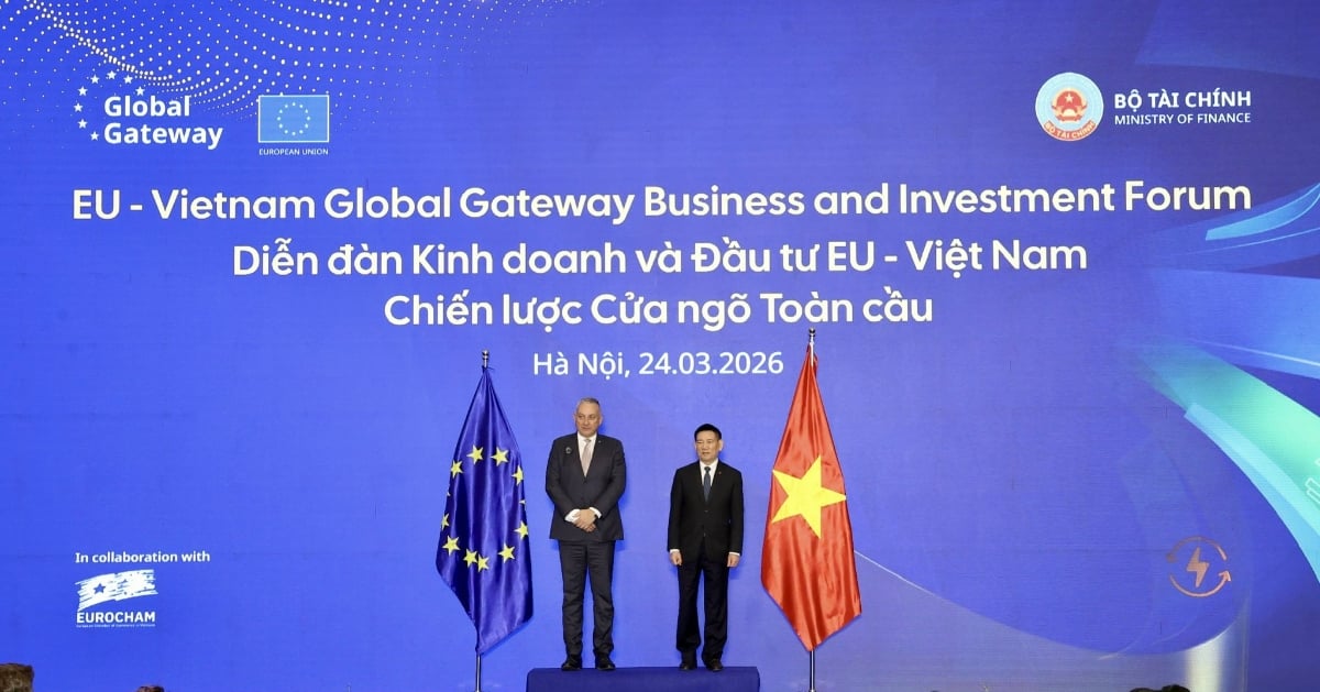 Vietnam și UE intensifică cooperarea pentru un viitor durabil, cu investiții de peste 560 de milioane de euro La Hanoi s-a desfășurat recent un eveniment de amploare dedicat consolidării relațiilor dintre Vietnam și Uniunea Europeană (UE), în contextul recentului avans către un Parteneriat Strategic Cuprinzător