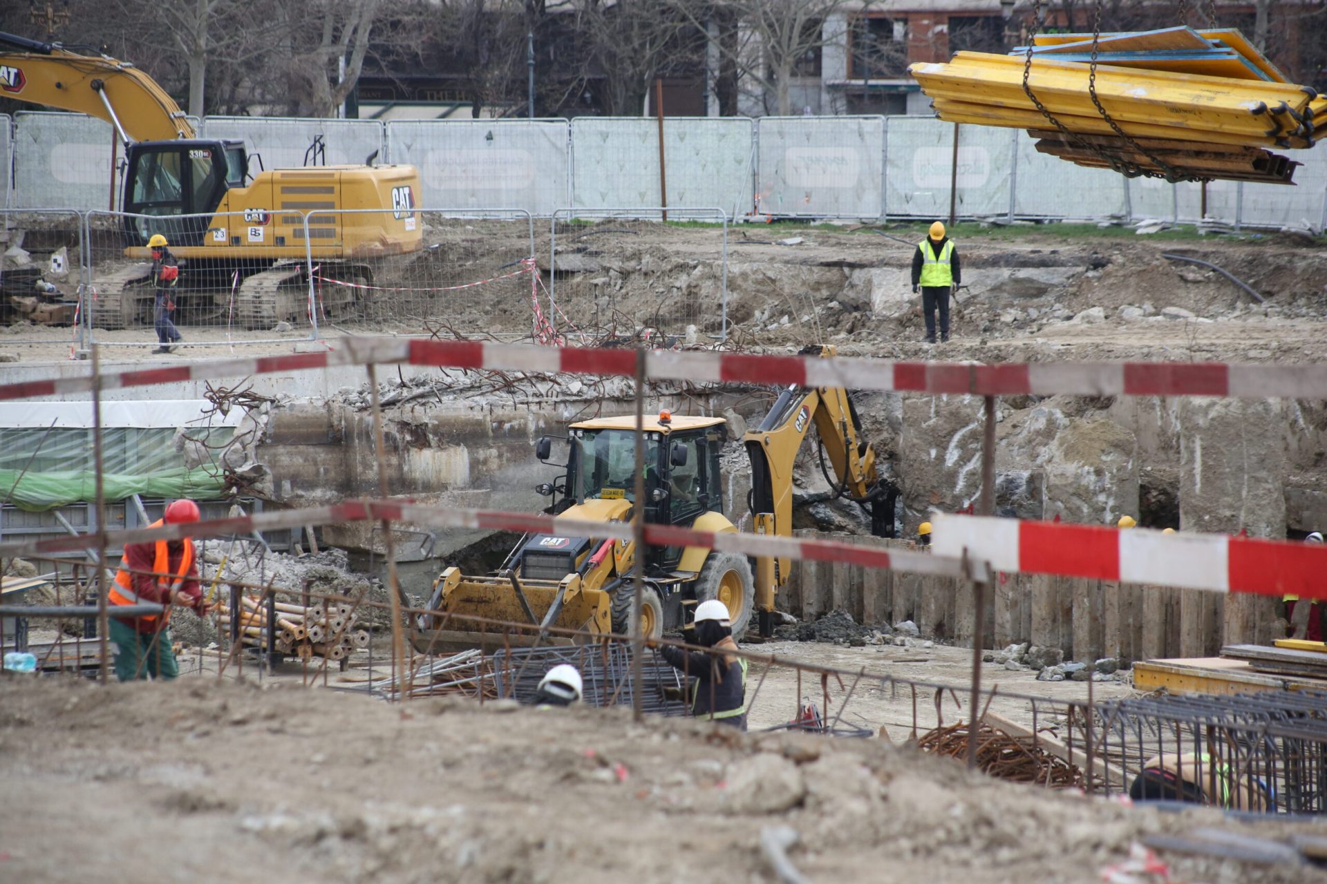 Lucrările la proiectul de modernizare a Planșeului Unirii avansează significant, fiind aproape de finalizare