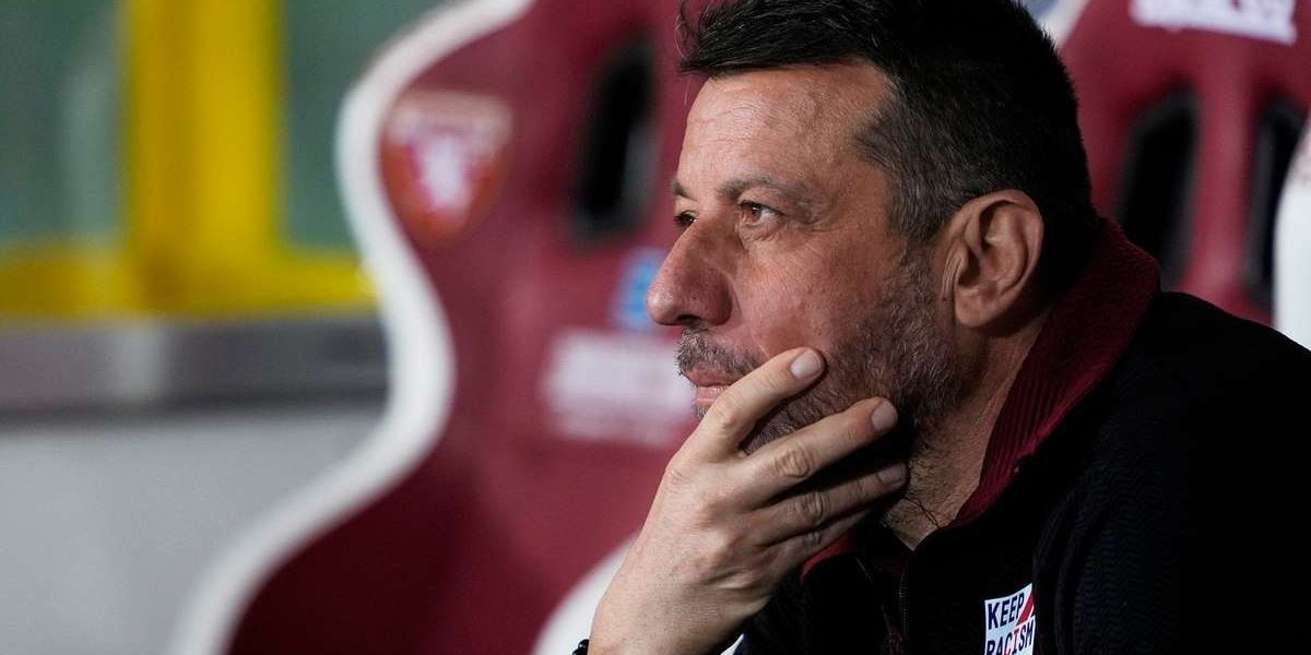 Știri Live din Fotbal: ultimele noutăți în timp real