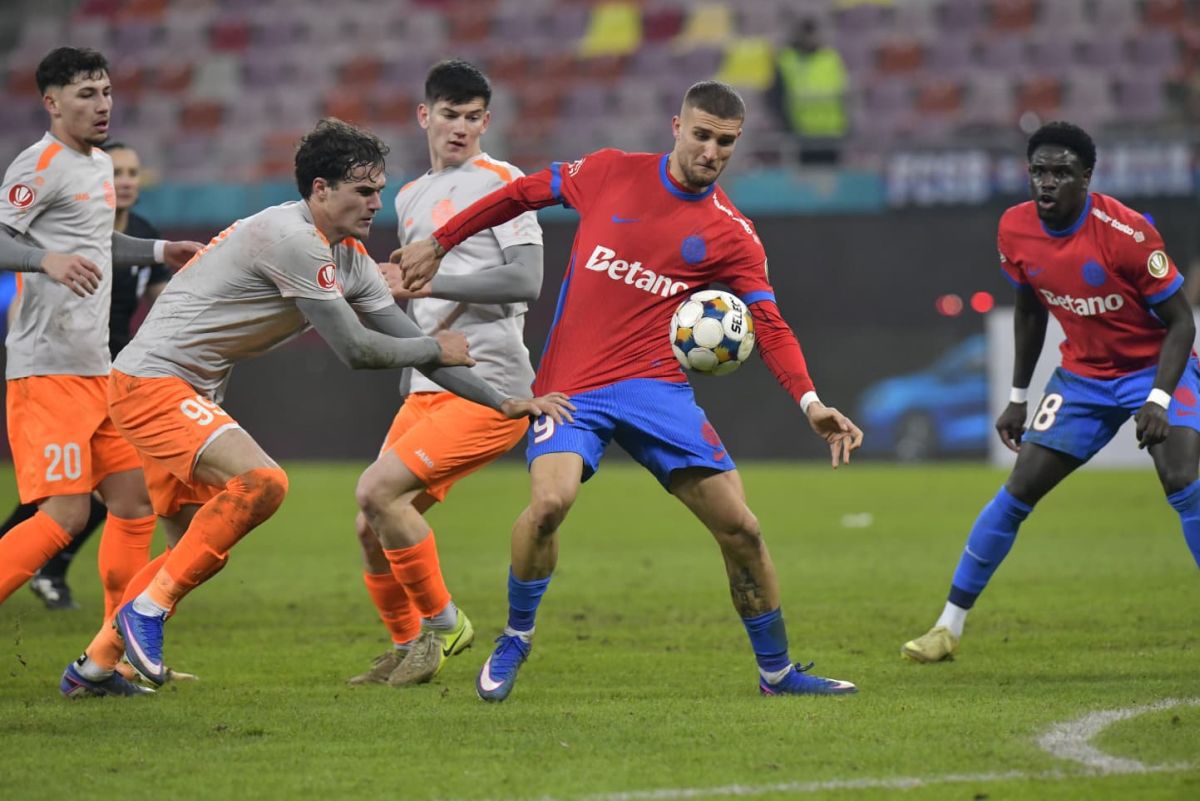 Mirel Rădoi debut la FCSB în startul play-out-ului, vineri