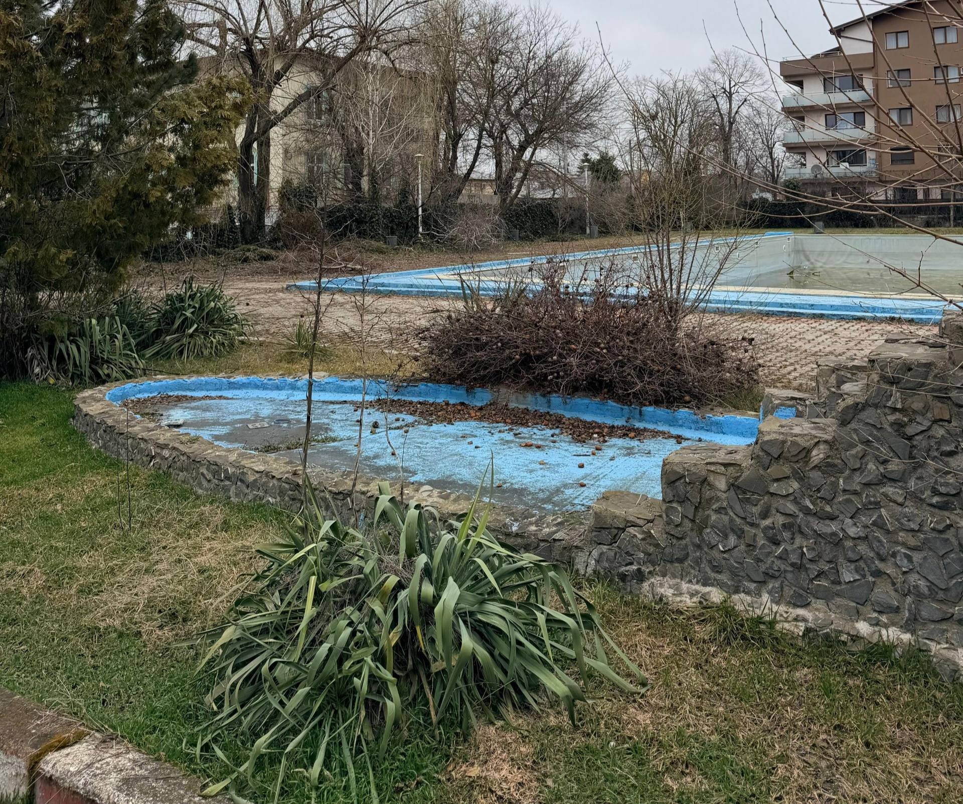 Sectorul 6 extinde sprijinul pentru elevi și persoanele vulnerabile prin deschiderea Băncii Locale de Alimente în fosta Baie Giulești Un nou proiect dedicat combaterii foametei în rândul comunității locale din Sectorul 6 prinde contur, odată cu extinderea Băncii Locale de Alimente în fosta Baie Giulești