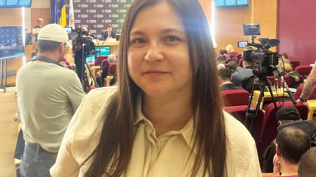 Noul consilier general, care l-a ajutat pe Ciucu, spune că e dificil să se bucure de funcție