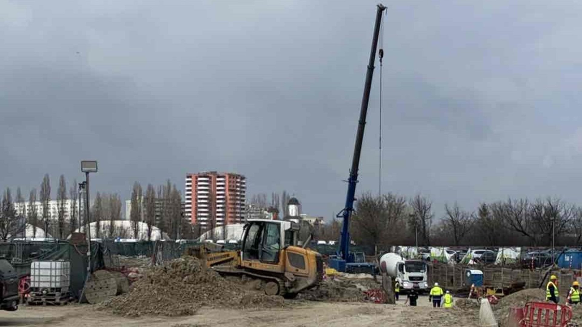 Poluarea din București devine tot mai accentuată, iar autoritățile și organizațiile nonguvernamentale avertizează cu privire la diverși factori care contribuie la această criză de calitate a aerului în plină escaladă a sezonului rece