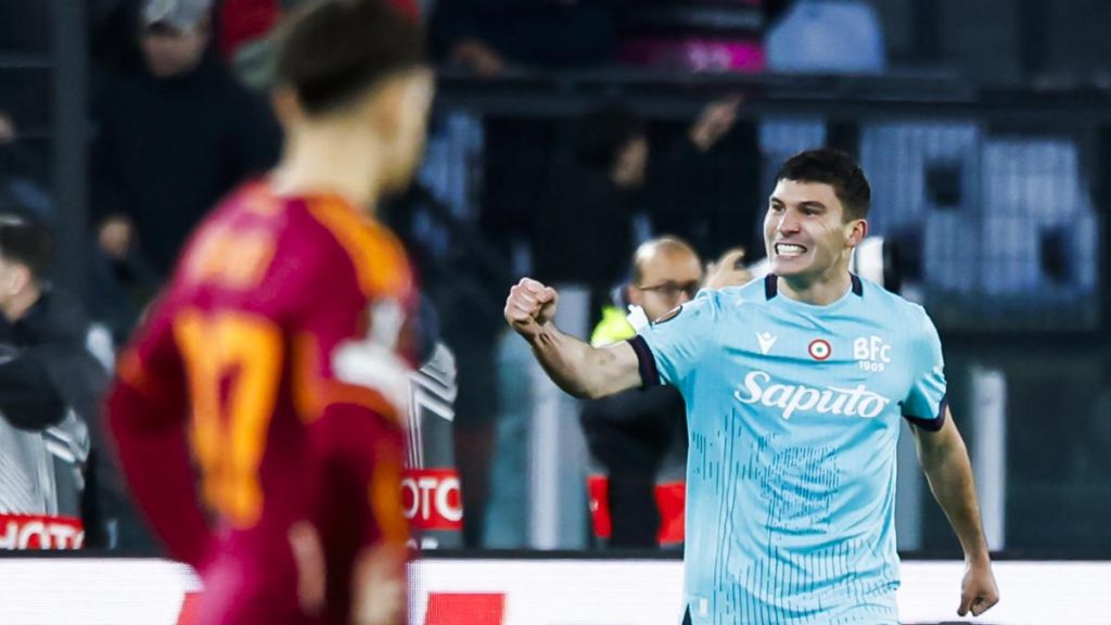 Bologna obține calificarea în sferturile Europa League după o victorie dramatică în prelungiri în detrimentul Romei Se încheie o seară incandescentă pe stadionul Olimpico din Roma, unde Bologna s-a calificat în sferturile Europa League, după o confruntare dramatică împotriva gazdelor, scor 4-3 după prelungiri