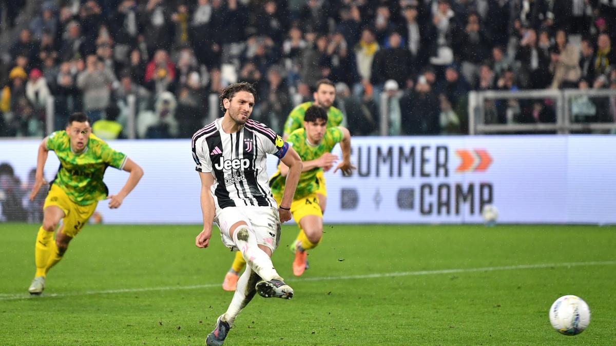 Juventus a încheiat partida cu Sassuolo la egalitate, 1-1, într-un meci în care echipa lui Luciano Spalletti a avut șansa de a obține trei puncte esențiale în lupta pentru locurile de cupe europene, dar a ratat oportunitatea