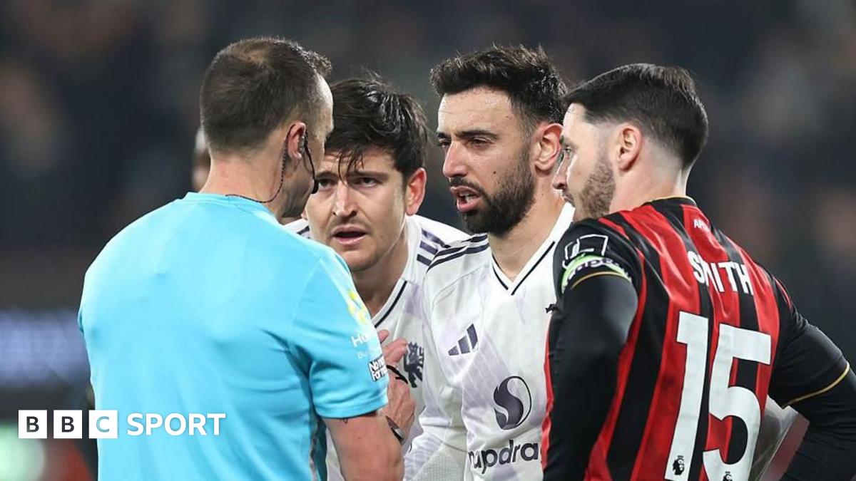 Manchester United a fost protagonistul unui meci tensionat împotriva celor de la Bournemouth, terminat cu scorul de 2-2, dar mai ales cu un val de controverse legate de deciziile arbitrajului care au iritat profund oficialii și suporterii „diavolilor”, potrivit informațiilor din presa sportivă britanică