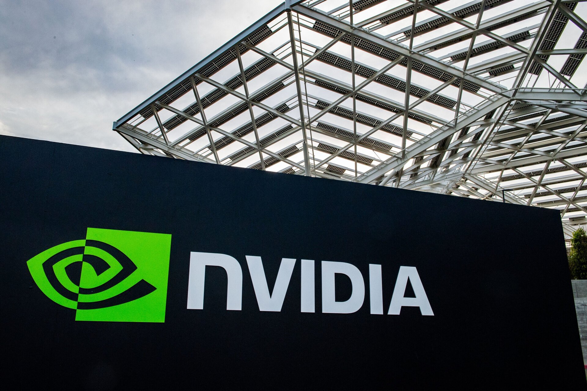 Nvidia face un pas major spre viitor, anunțând o colaborare strategică cu giganti din domeniul telecomunicațiilor pentru a revoluționa rețelele wireless