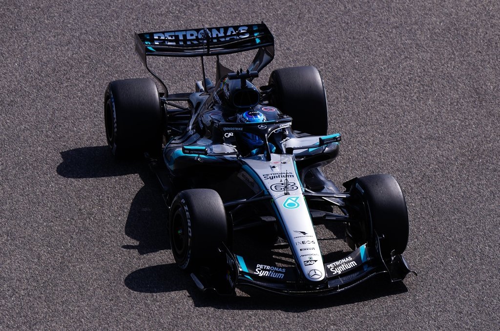 Mai puțin de 48 de ore până la startul noului sezon de Formula 1, iar atmosfera este încărcată de anticipație, pe măsură ce echipele și fanii se pregătesc pentru una dintre cele mai radicale tranziții tehnice din istoria modernă a disciplinei