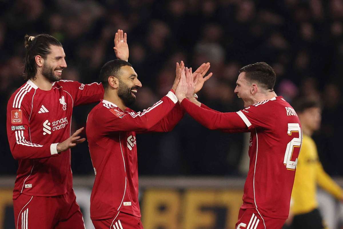 Liverpool s-a calificat în sferturile FA Cup după o victorie clară, 3-1, împotriva celor de la Wolverhampton, într-un meci jucat vineri în turul șaisprezecimilor competiției