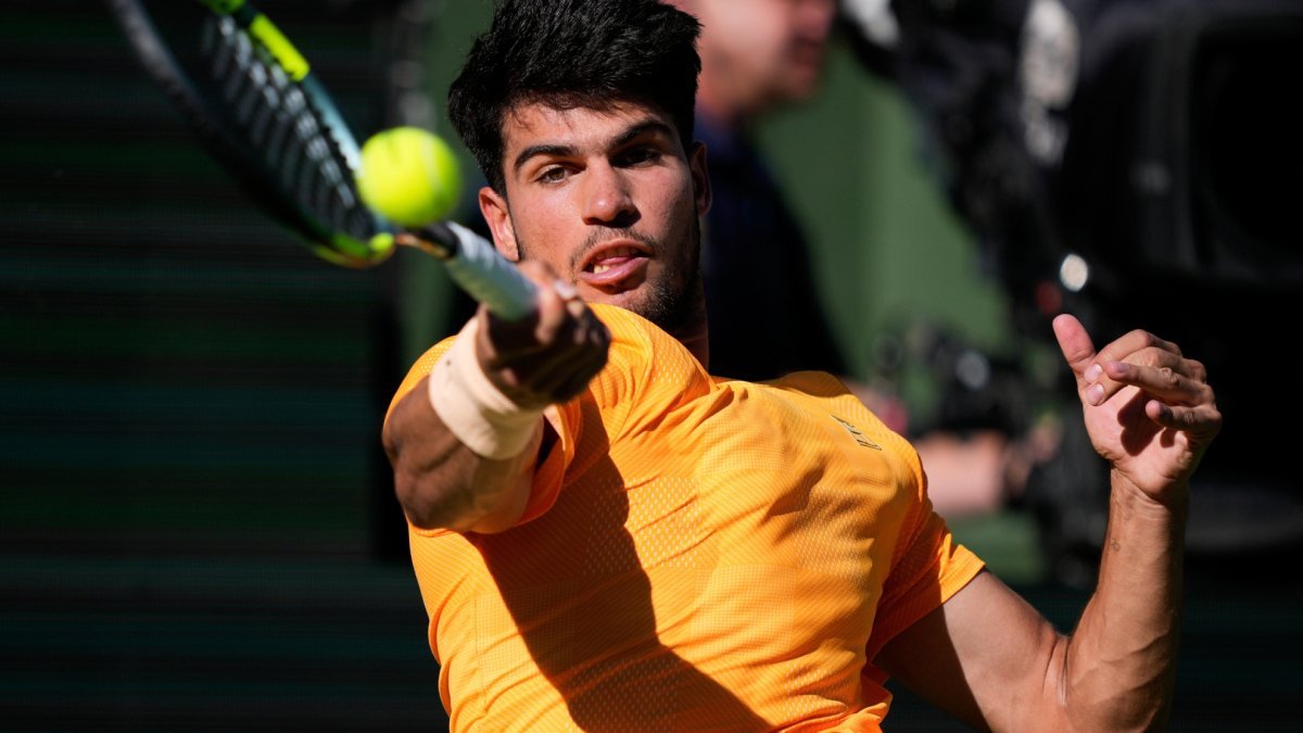 Alcaraz pierde su imbatibilidad ante Medvedev en las semifinales de Indian Wells