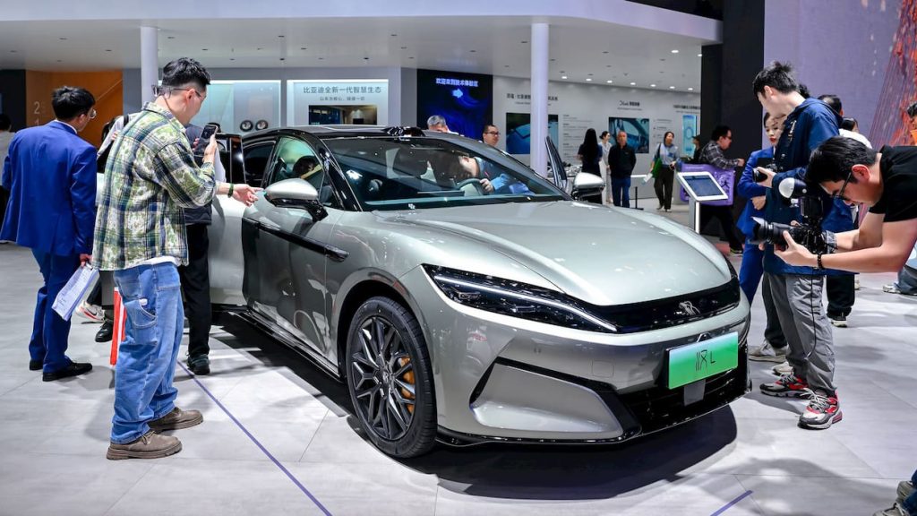 China devine centrul unei revoluții în industria vehiculelor electrice, nu doar prin volumul de produse sau prețuri competitive, ci, mai ales, prin viteza de încărcare a bateriilor