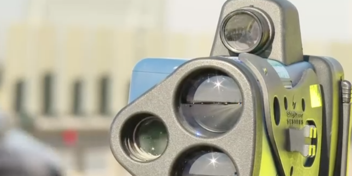 Femeie surprinsă cu 224 km/h între Eforie Nord și Eforie Sud, fără permis 120 de zile