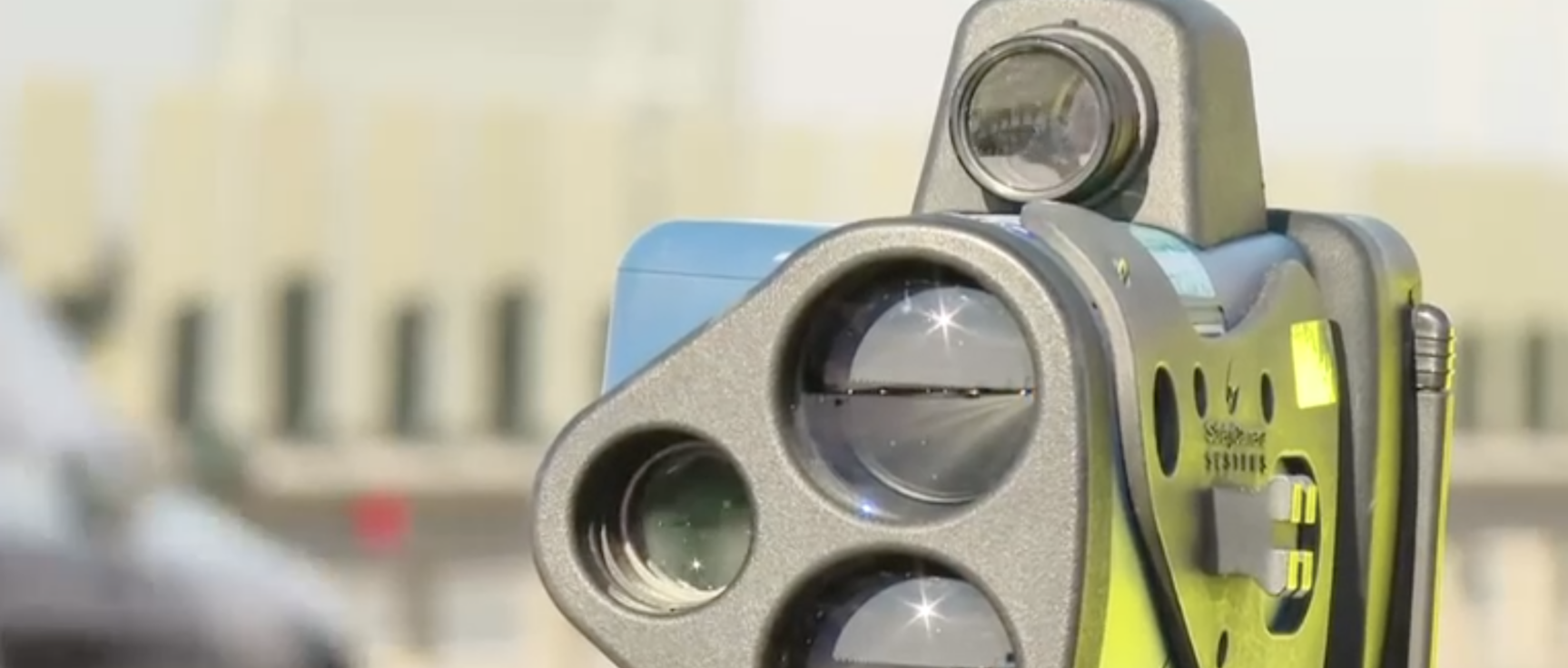 O femeie de 32 de ani a fost prinsă în noaptea trecută conducând cu o viteză extrem de mare pe drumul național 39, între Eforie Nord și Eforie Sud, în timp ce polițiștii rutieri efectuau controale de rutină