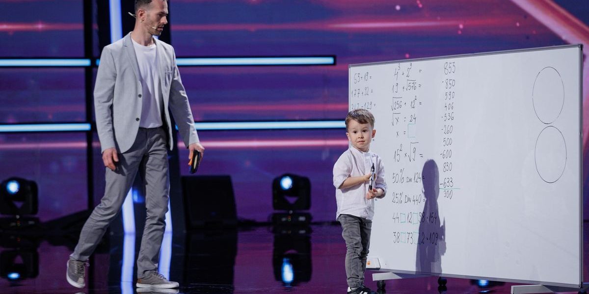 Cine-este-Albert-Pascotescu-copilul-cu-inteligenta-iesita-din-comun-care-a-cucerit-scena-Romanii-au.jpeg - StiriAlese