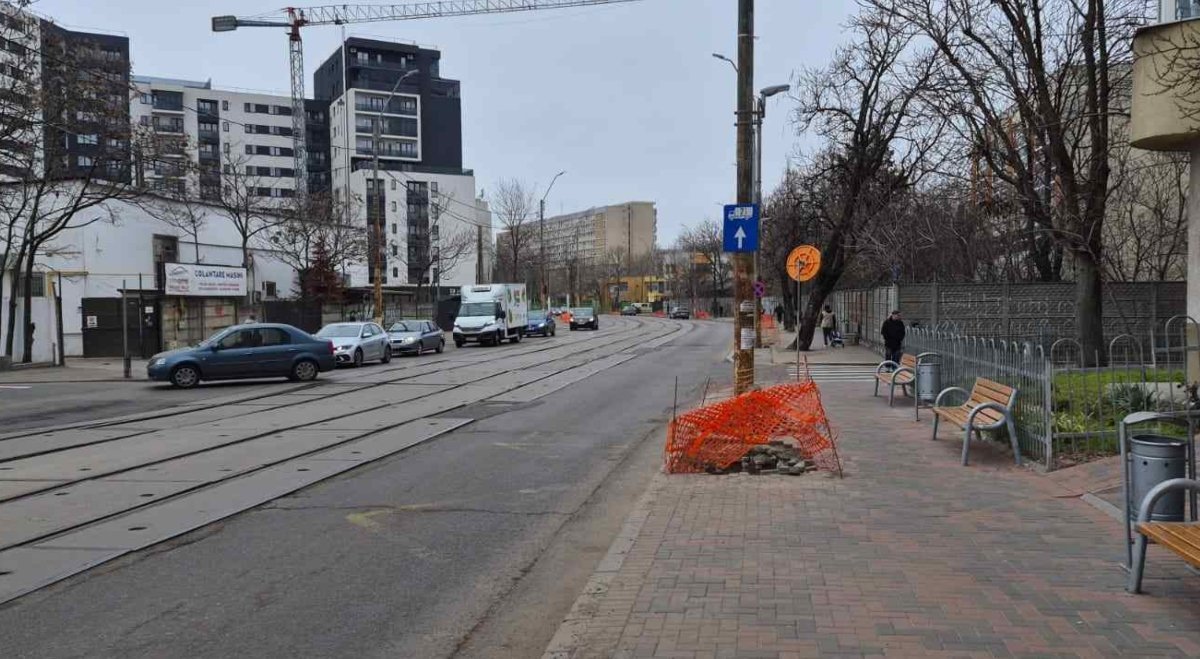 Circulația rutieră din zonele estice ale Bucureștiului va fi complet închisă în următoarele zile, pe măsură ce începe o amplă campanie de modernizare a liniilor de tramvai, în cadrul proiectului de extindere și reabilitare a infrastructurii de transport public din Capitală