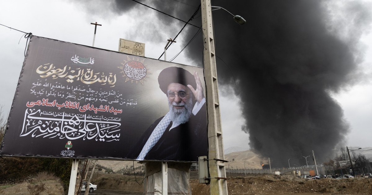 Luptă în interiorul Casei Albe privind războiul din Iran: consilierii lui Trump încearcă să influențeze traiectoria conflictului