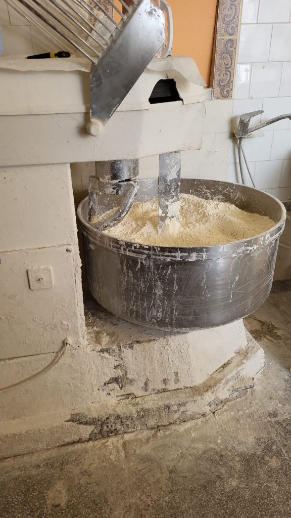 Autoritatea Națională pentru Protecția Consumatorilor (ANPC) a demarat, în această săptămână, o serie de controale în sectorul alimentar, rezultatele fiind alarmante pentru consumatori și pentru actorii din industrie