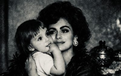 Copilul-din-imagine-este-acum-unul-dintre-cei-mai-cunoscuti-barbati-din-Romania.-Mesajul-emotionant.jpeg - StiriAlese