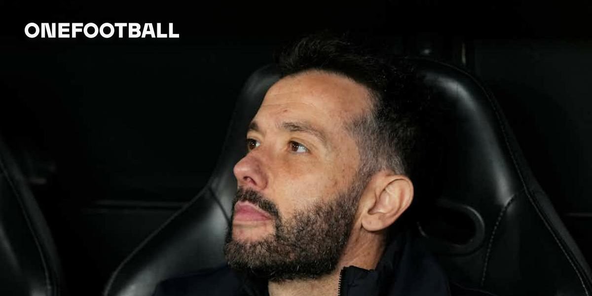 Corberán fija meta del Valencia en la recta final, critica límite salarial