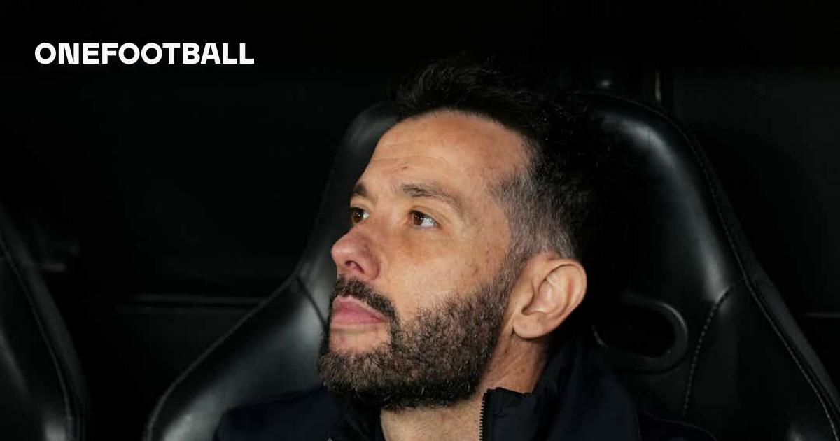 Corberán fija meta del Valencia en la recta final, critica límite salarial