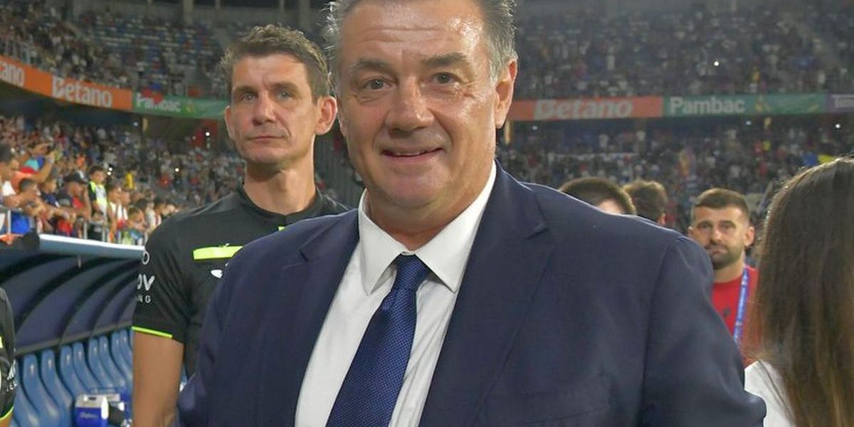 „Dacă nu am deranjat soarele blând de sub Acropole...”