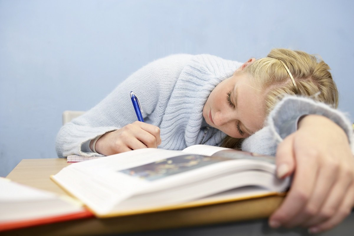 Medici din Franța recomandă startul cursurilor la gimnaziu și liceu la ora 9