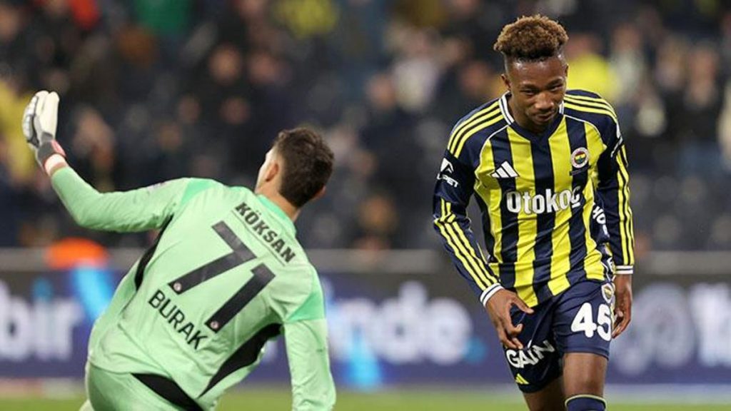 Dorgeles Nene Kadıköy'de gol perdesini açtı! Kritik maçta sahnede - Fanatik Spor Haberleri