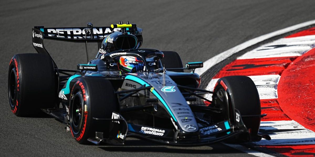 F1 Cina, pole di Antonelli su Russell. Poi le Ferrari di Hamilton e Leclerc