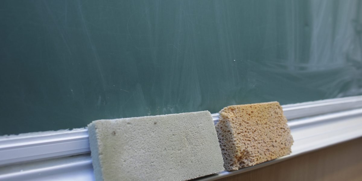 38 de școli din București au clase închise pentru simularea Evaluării Naționale