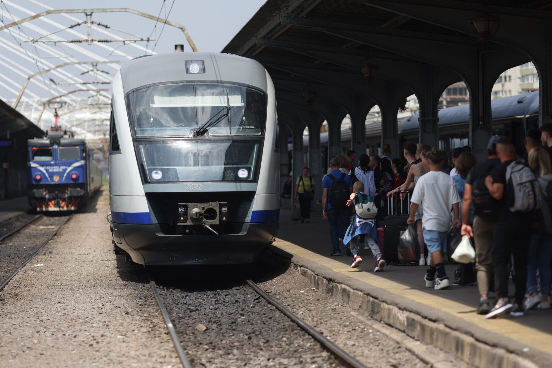 România trece la ora de vară în noaptea de sâmbătă spre duminică, 29 martie 2026, fiind ultima schimbare programată pentru acest an, conform prevederilor legale