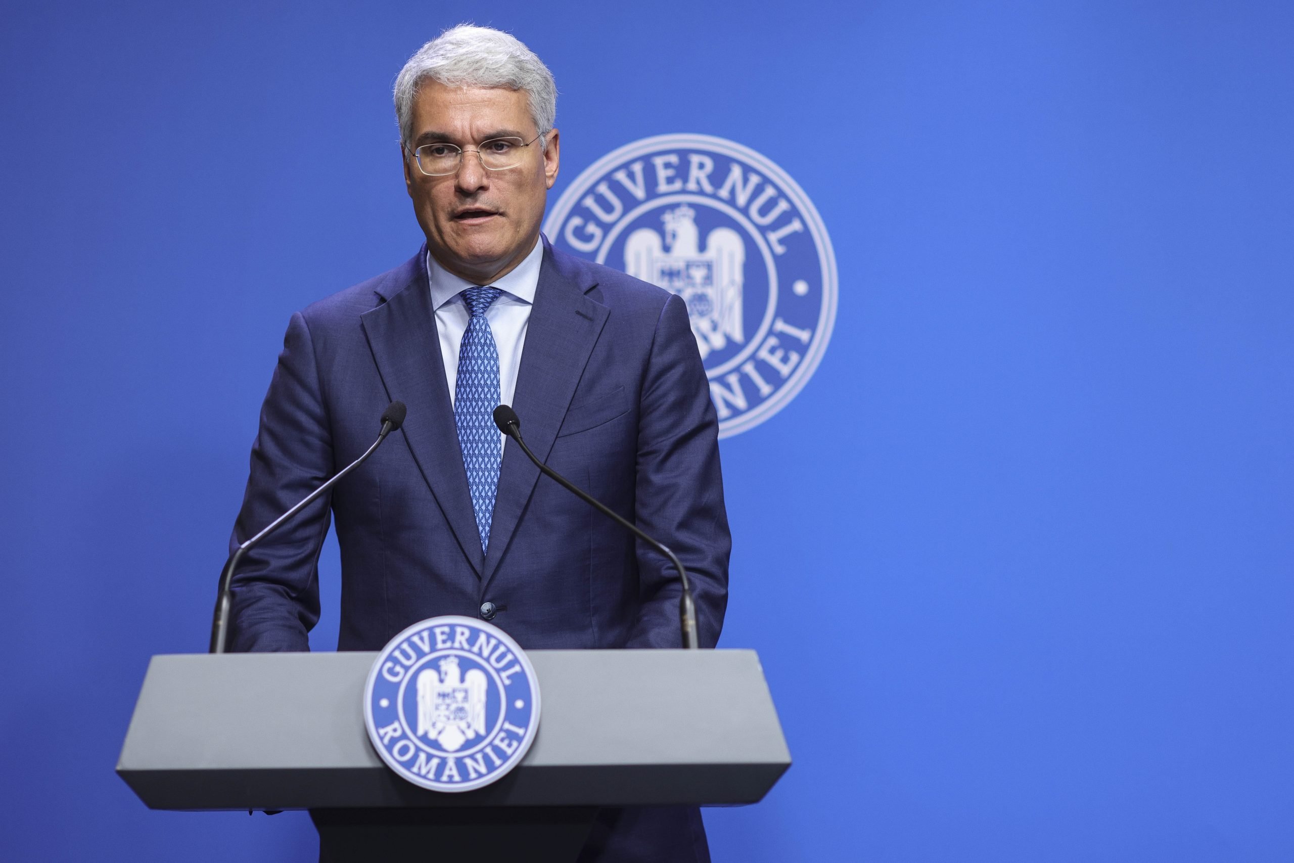 Comisia Europeană analizează posibilitatea de a remedia blocajul privind fondurile din PNRR pentru pensiile magistraților Ministrul Investițiilor și Proiectelor Europene, Dragoș Pîslaru, a anunțat joi că autoritățile române au primit de la Comisia Europeană o confirmare că, în cursul următoarelor săptămâni, Bruxelles-ul va evalua constructiv argumentele prezentate de România referitoare la suspendarea fondurilor europene destinate pensiilor magistraților