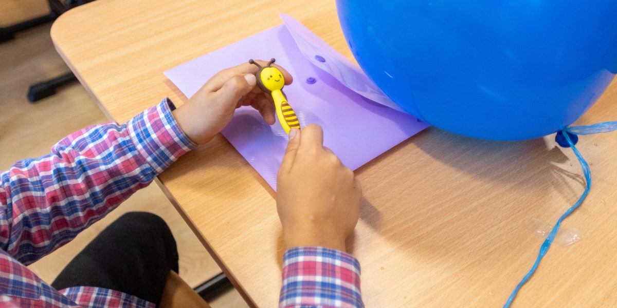 Elevii Școlii Gimnaziale „Mărțișor” din Sector 4 vor primi mese în timpul orelor