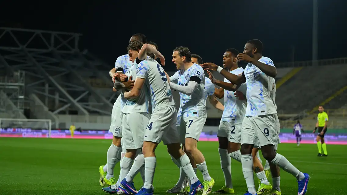 Fiorentina a fost învinsă pe teren propriu cu 1-0 de Inter Milano, într-un meci tensionat din Serie A, decis rapid de un gol marcat în minutul 1 de către Esposito