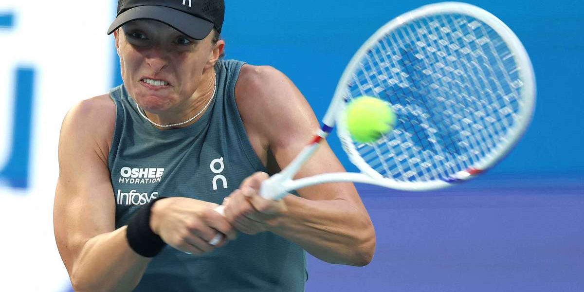 Iga Swiatek suffers early elimination at Miami Open to fellow Pole Magda Linette