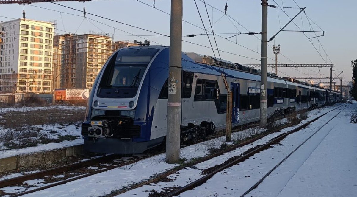 Un incident feroviar a tensionat scena transporturilor din Gara de Nord, cel mai mare nod feroviar al Bucureștiului, după ce miercuri dimineața, o ramă electrică a acroșat un automotor în timpul manevrelor de pregătire pentru plecare