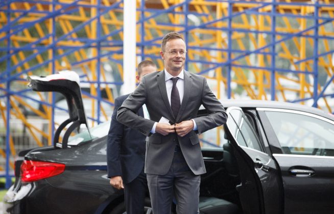 Ungaria își păstrează atitudinea fermă în fața tensiunilor legate de ajutorul acordat Ucrainei în contextul conflictului cu Rusia